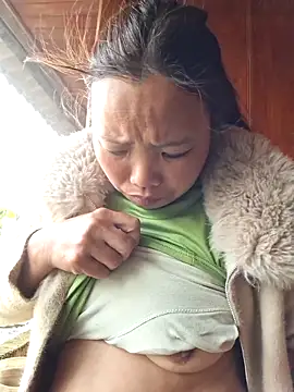 miomio-12 online show from 03/22/26, 06:06