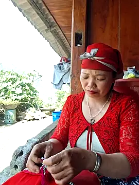 miomio-12 online show from 04/08/26, 07:19