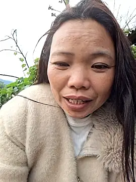 miomio-12 online show from 04/22/26, 10:28