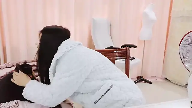 Snapshot of CCOO520 chatting on 12/16/25, 07:57 CCOO520 online show from 12/16/25, 07:57