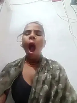 Snapshot of Pabitra_cute chatting on 10/10/25, 11:15 Pabitra cute online show from 10/10/25, 11:15