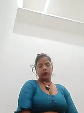 Snapshot of Pabitra_cute chatting on 12/13/25, 07:53 Pabitra cute online show from 12/13/25, 07:53