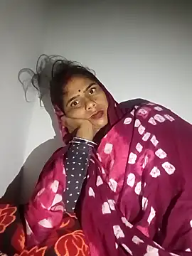 Snapshot of Pabitra_cute chatting on 12/18/25, 09:43 Pabitra cute online show from 12/18/25, 09:43