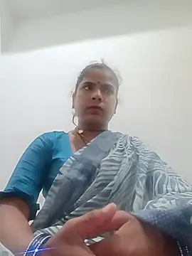 Snapshot of Pabitra_cute chatting on 12/20/25, 04:14 Pabitra cute online show from 12/20/25, 04:14