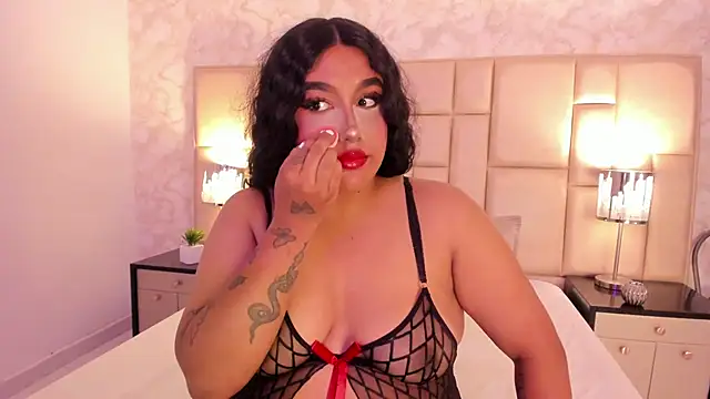 CatalinaCoopper online show from 10/20/25, 04:24