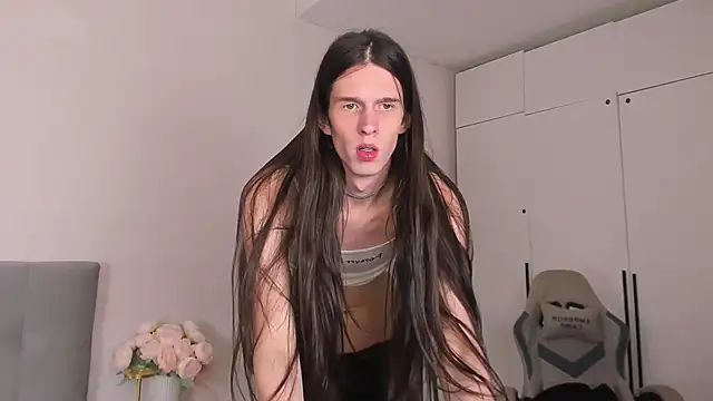 Jessie Rayne online show from 10/19/25, 06:08