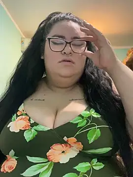 gothlove666 online show from 10/09/25, 02:04