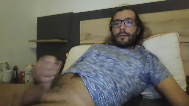 Arbneh69 online show from 10/26/25, 03:51