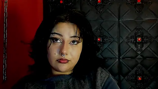 Snapshot of SabbathSinclair chatting on 10/08/25, 03:31 SabbathSinclair online show from 10/08/25, 03:31