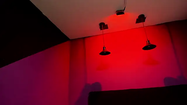 Snapshot of SabbathSinclair chatting on 11/20/25, 11:43 SabbathSinclair online show from 11/20/25, 11:43