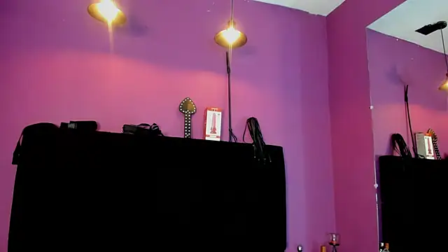 Snapshot of SabbathSinclair chatting on 11/27/25, 11:45 SabbathSinclair online show from 11/27/25, 11:45