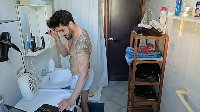 Al3xox02 online show from 03/25/26, 01:28