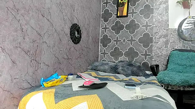 sexyboys cutex18 online show from 12/18/25, 08:37