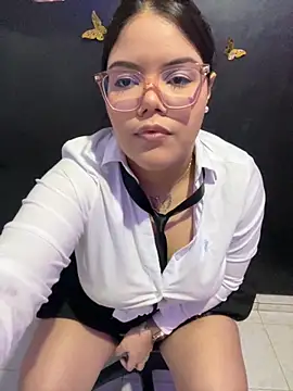 GabrielleMarsh1 online show from 10/08/25, 01:58