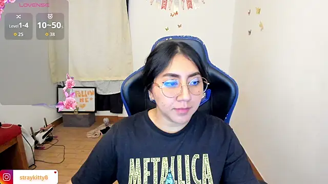 LoveLyy- online show from 02/20/26, 09:48