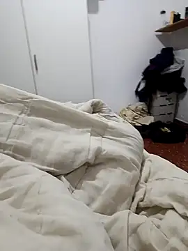 Snapshot of Renanboss chatting on 03/01/26, 07:49 Renanboss online show from 03/01/26, 07:49