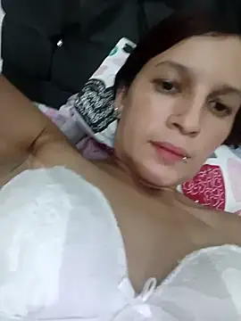 Mariana08andDiego online show from 11/21/25, 02:10