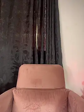 AlannaDollx online show from 03/01/26, 05:15