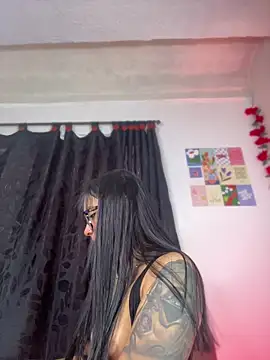 AlannaDollx online show from 04/19/26, 06:10