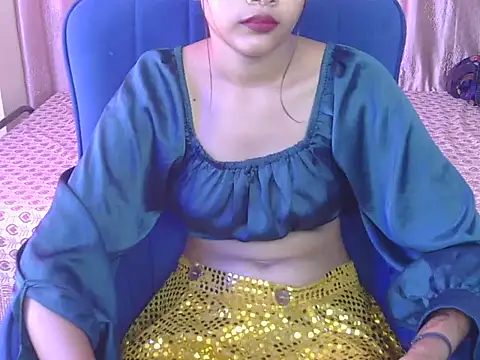 Snapshot of yours-angell chatting on 10/24/25, 04:31 yours-angell online show from 10/24/25, 04:31
