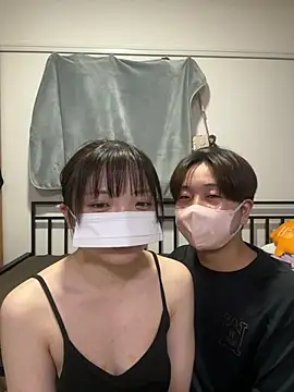 CoYu-528 online show from 11/11/25, 03:12