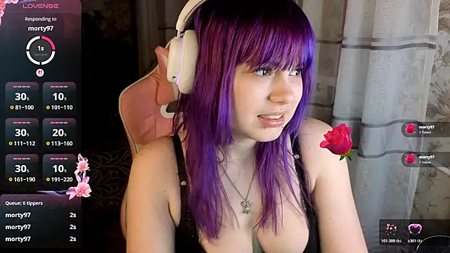 KristiBloom online show from 04/11/26, 09:41