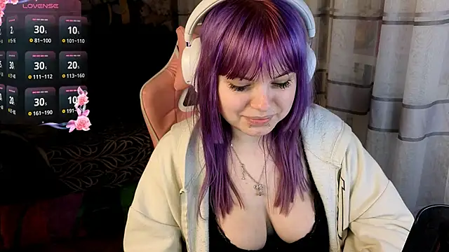 KristiBloom online show from 04/15/26, 09:59