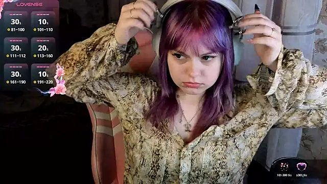 KristiBloom online show from 04/22/26, 10:33