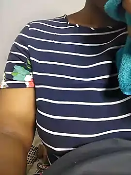 WildnWetMilfX36 online show from 04/19/26, 07:38