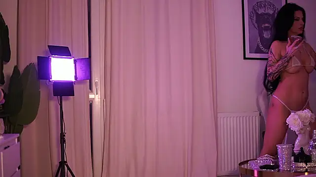 GiaInked online show from 03/04/26, 03:34