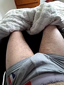 bi5050chaud online show from 12/05/25, 02:25