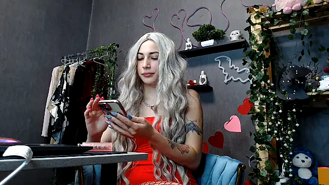 Snapshot of Walleriana chatting on 10/07/25, 04:37 Walleriana online show from 10/07/25, 04:37
