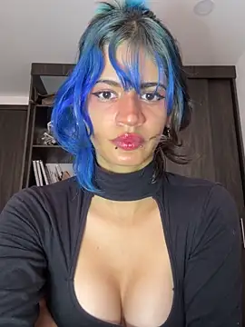 sukulaurens online show from 04/04/26, 05:54