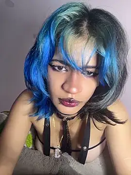 sukulaurens online show from 04/22/26, 08:21