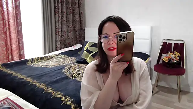 Arisa5000 online show from 04/11/26, 06:51