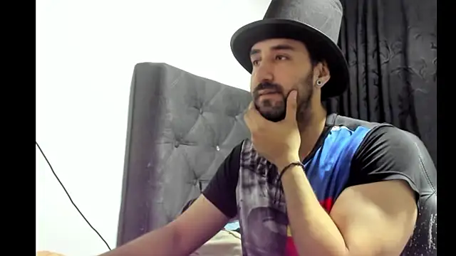 coolfriki online show from 11/01/25, 02:46