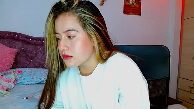 Hanssel tess online show from 11/12/25, 06:19