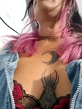 Abby 2-1 online show from 11/01/25, 09:06