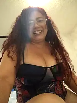 Snapshot of Kamila70 chatting on 12/19/25, 05:14 Kamila70 online show from 12/19/25, 05:14