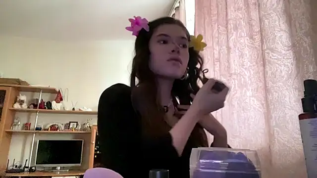 AlmetaBradicich online show from 10/12/25, 05:17