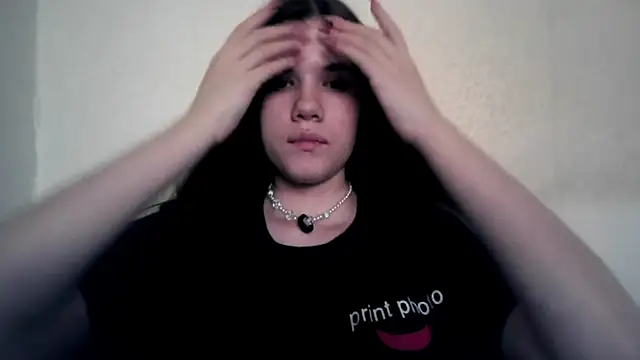 AlmetaBradicich online show from 10/21/25, 06:47