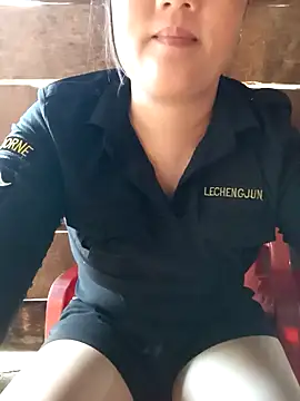 Snapshot of Meo2k1 chatting on 11/08/25, 08:25 Meo2k1 online show from 11/08/25, 08:25