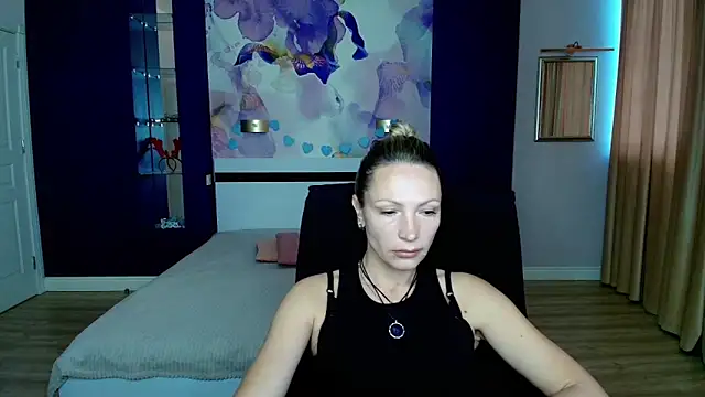 AlinaMoor online show from 10/11/25, 06:01