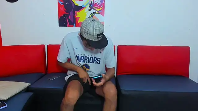 Snapshot of Lindaprincedemon chatting on 10/23/25, 12:59 Lindaprincedemon online show from 10/23/25, 12:59