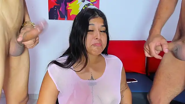 Snapshot of Lindaprincedemon chatting on 11/12/25, 12:44 Lindaprincedemon online show from 11/12/25, 12:44