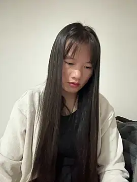 TrangNemo online show from 11/12/25, 09:47