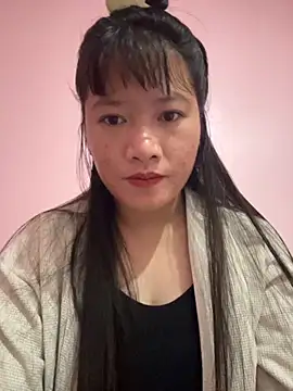 TrangNemo online show from 11/24/25, 12:21