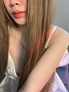 Beyeuuu online show from 02/11/26, 02:27