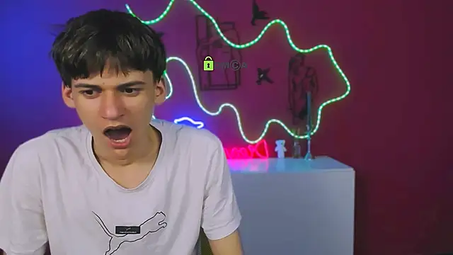 rico steel online show from 04/21/26, 06:44