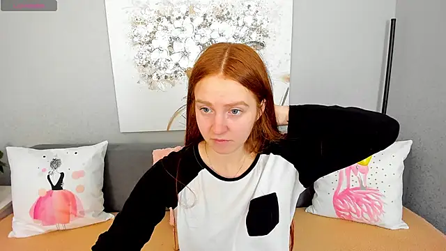 Evarey  online show from 11/11/25, 05:18